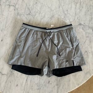 Fabletics Men’s 2-in-1 Athletic Shorts – Size XL – Gray/Black